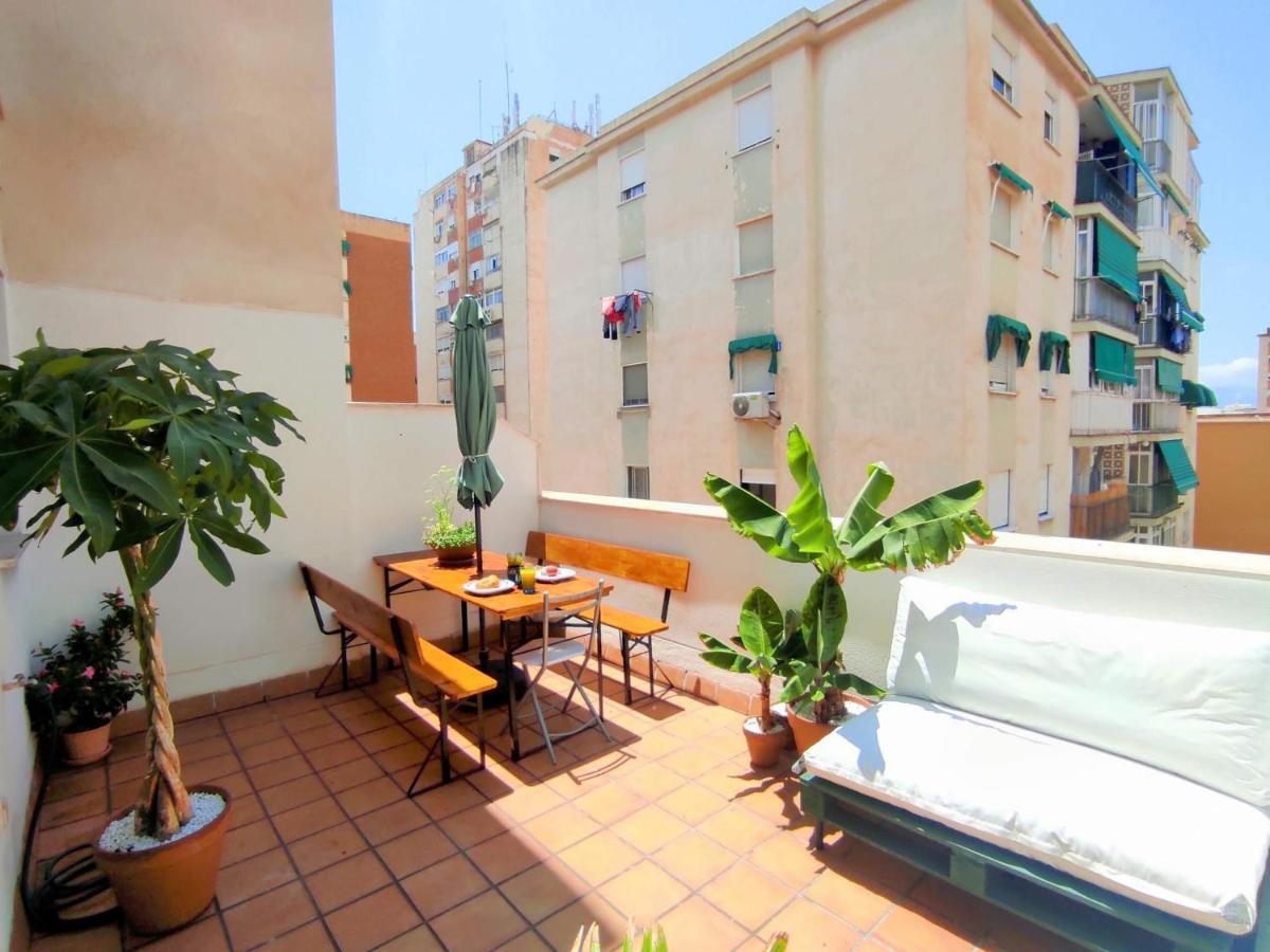 Manuela Nogales Apartments! Málaga Buitenkant foto
